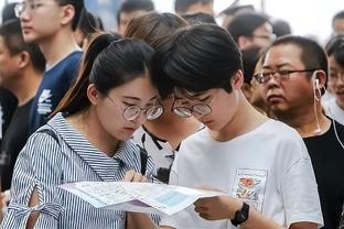 曹圭成谈多次错失机会：表现还需提升，应该先不管判罚集中注意力